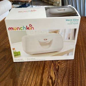 NEW Munchkin Warm Glow Wipe Warmer with Soft Night Light GREAT BABY SHOWER GIFT!